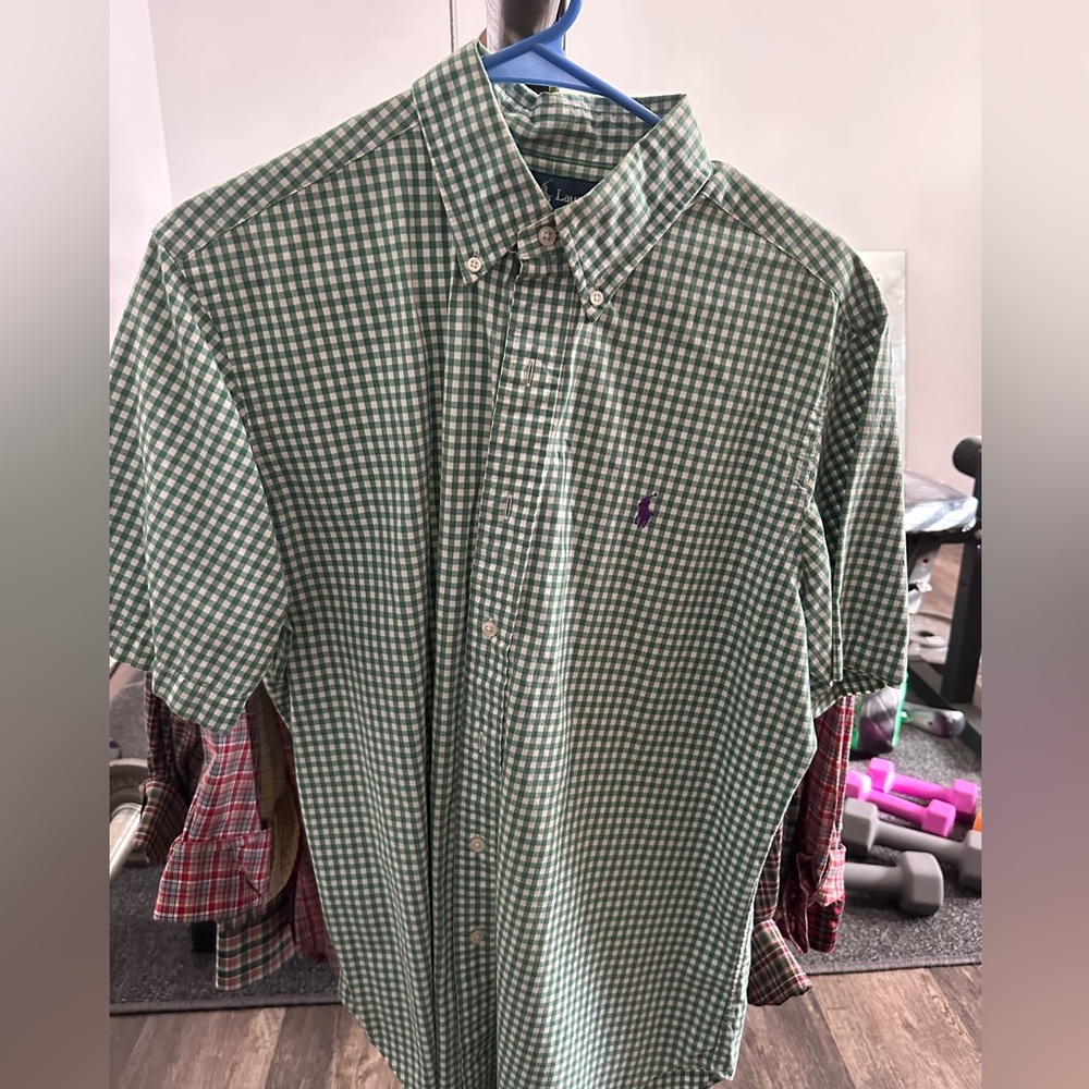 Ralph Lauren Classic Fit. Size M. Green & white plaid polo. button up.